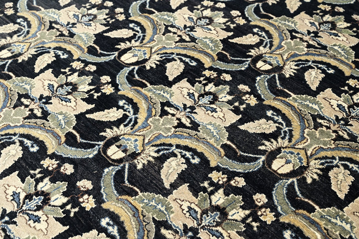 black Oversized rug 9' 1" x 11' 7"