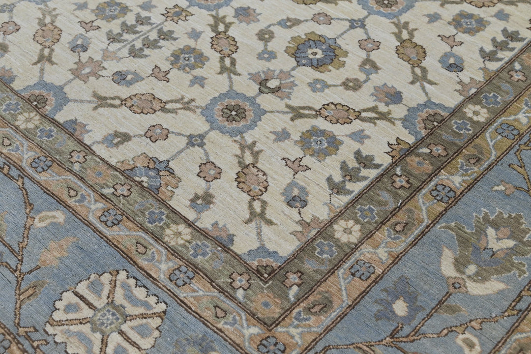 white Oversized rug 8' 10" x 12' 4"