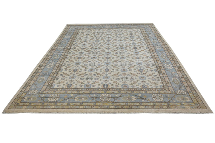 white Oversized rug 8' 10" x 12' 4"