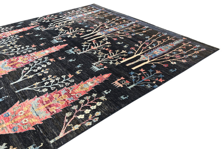 black Large rug 8' 3" x 11' 0"