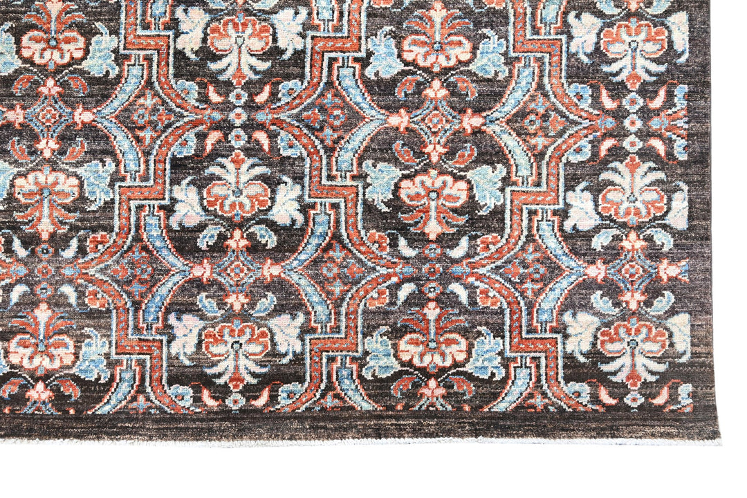 brown Large rug 8' 0" x 10' 4"