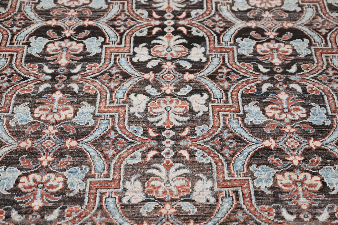 brown Large rug 8' 0" x 10' 4"