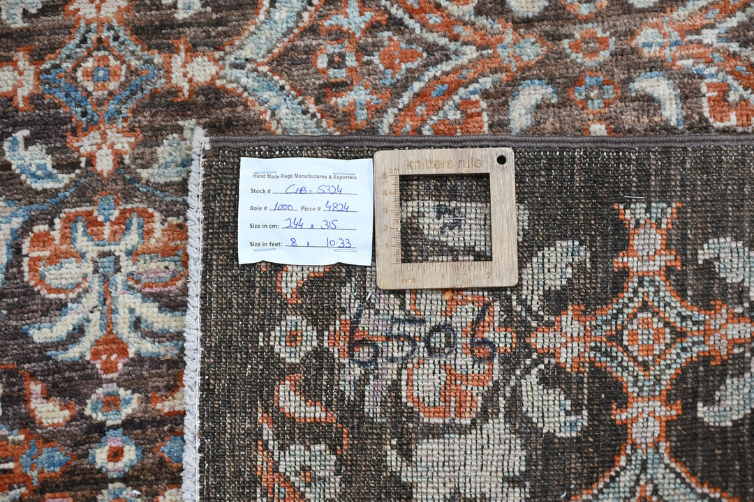 brown Large rug 8' 0" x 10' 4"