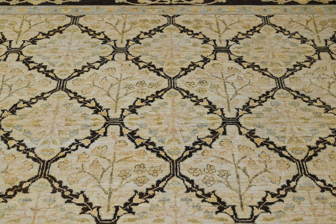 brown Large rug 8' 1" x 10' 4"