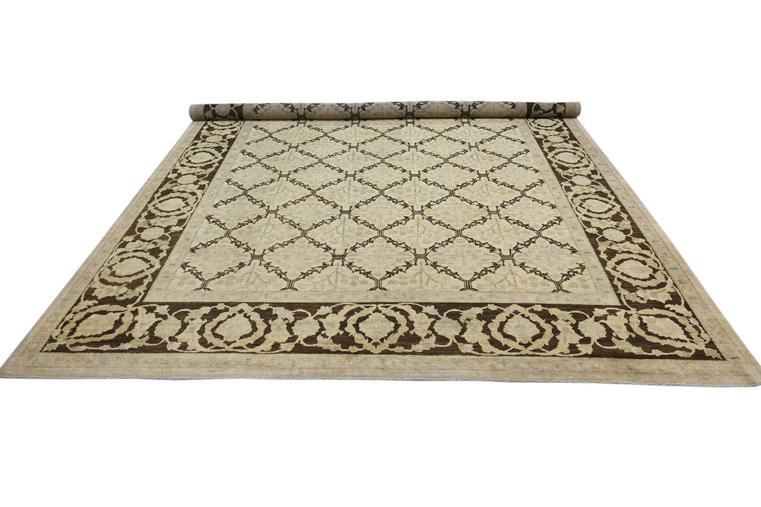 brown Large rug 8' 1" x 10' 4"