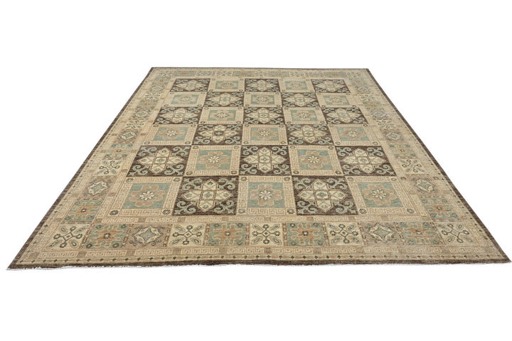 brown Large rug 8' 0" x 9' 8"