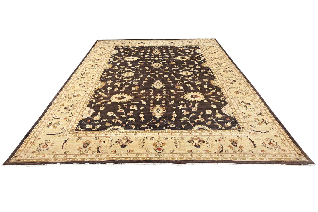 brown Large rug 8' 2" x 11' 3"