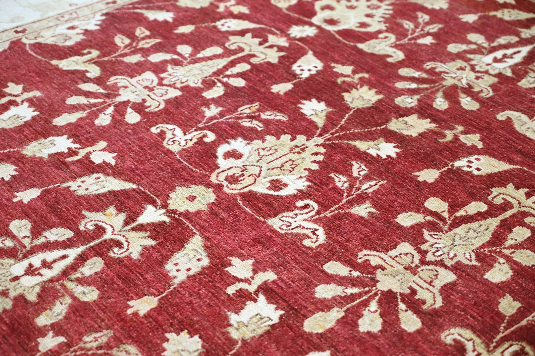 red Large rug 7' 10" x 9' 10"