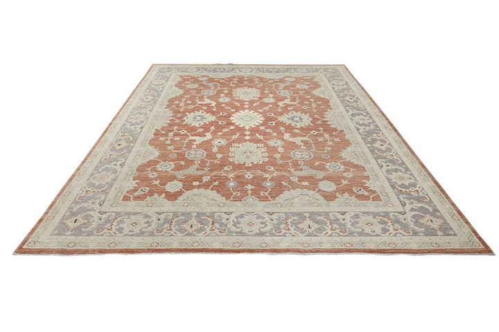 red Large rug 7' 10" x 9' 8"