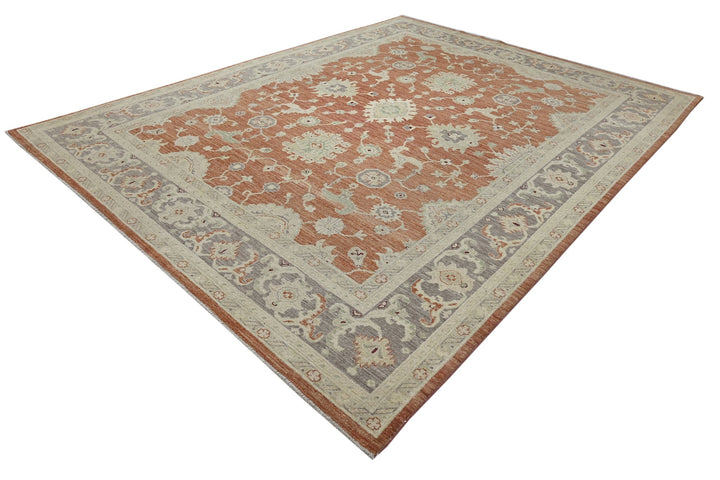 red Large rug 7' 10" x 9' 8"