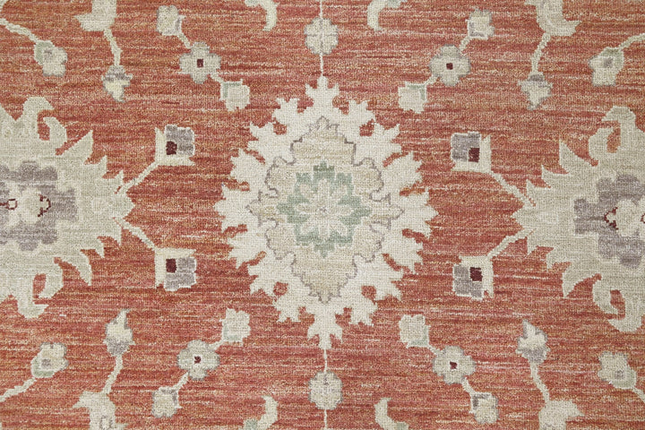 red Large rug 7' 10" x 9' 8"