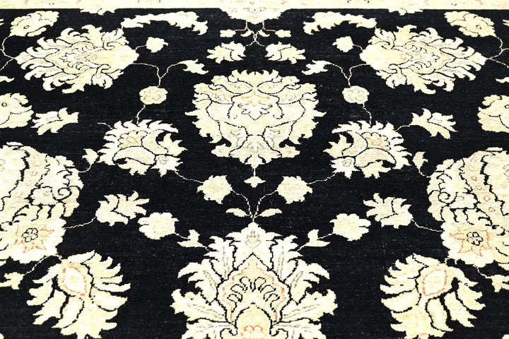 black Oversized rug 8' 0" x 12' 0"