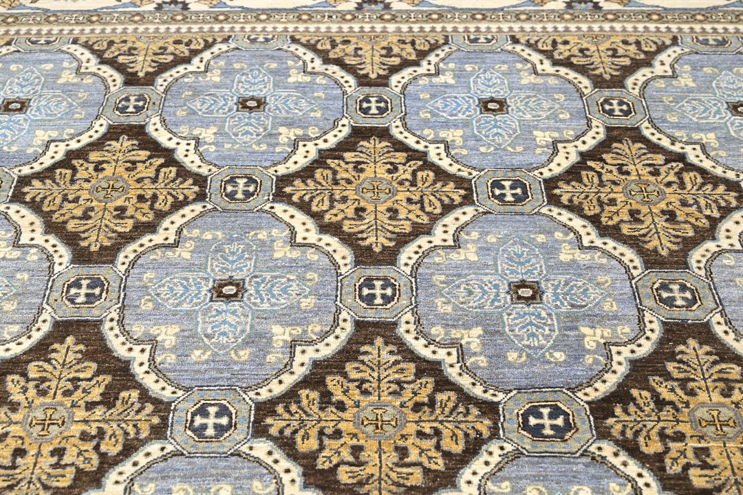 brown Large rug 8' 0" x 10' 1"