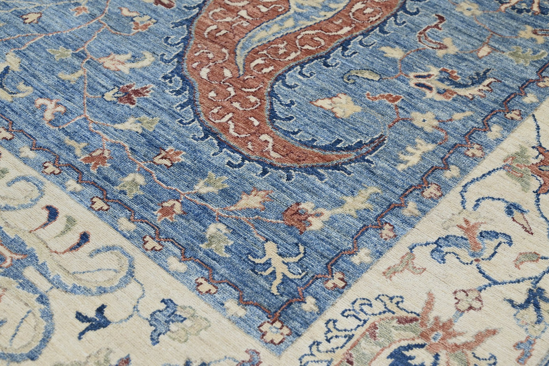 blue Large rug 8' 0" x 9' 10"