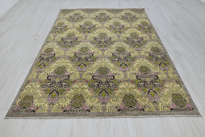 gray Medium rug 6' 0" x 8' 7"