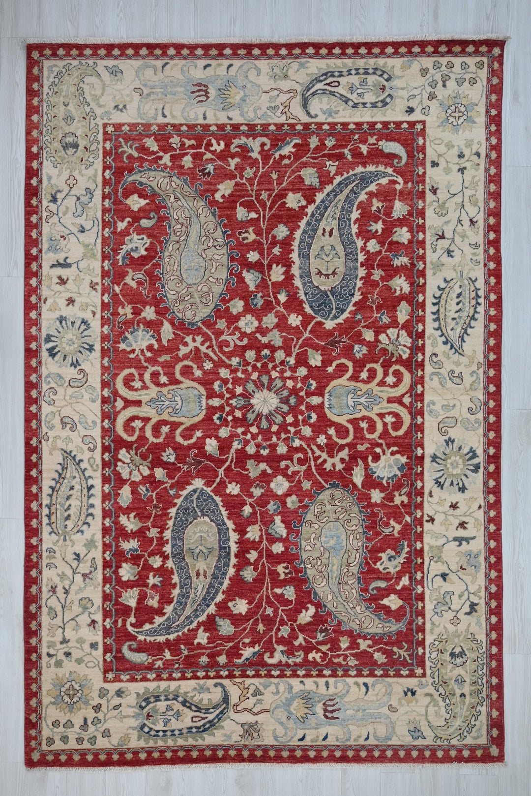 red Medium rug 6' 1" x 8' 10"
