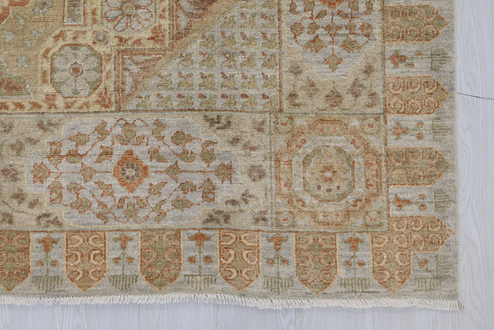 brown Large rug 6' 7" x 9' 8"