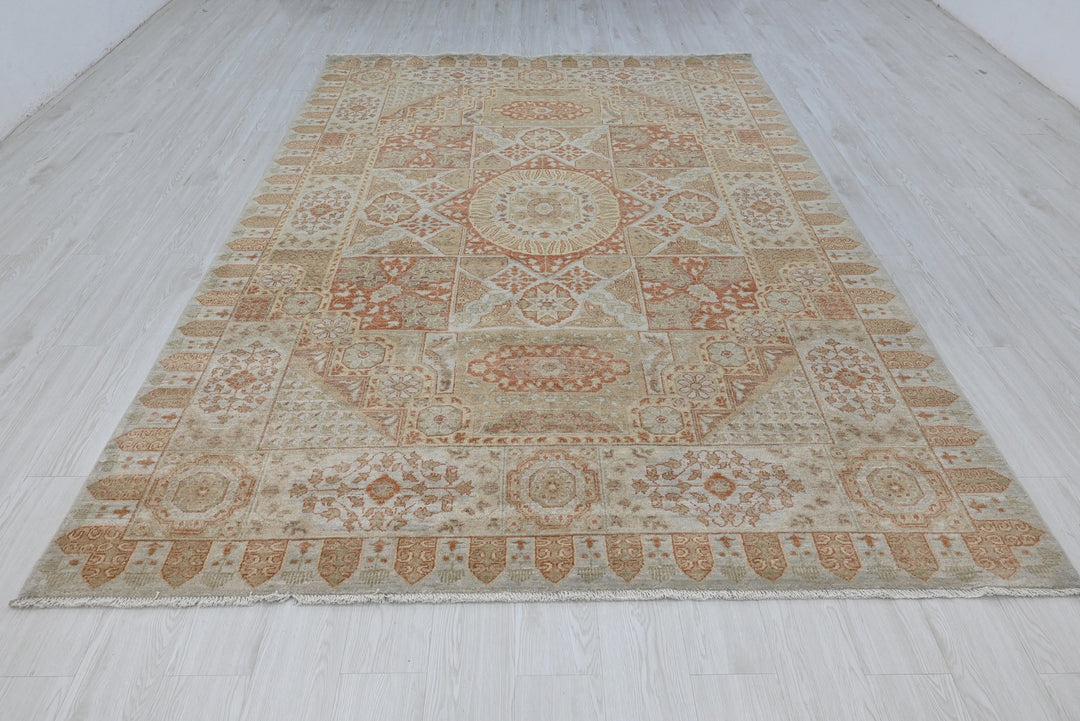 brown Large rug 6' 7" x 9' 8"