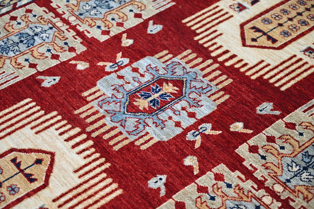 red Medium rug 5' 7" x 8' 2"