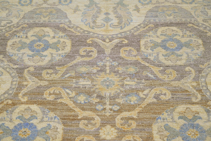 brown Medium rug 4' 10" x 6' 8"