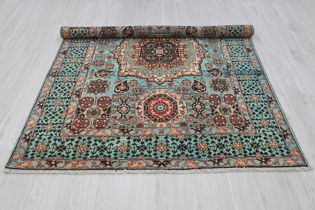 blue Medium rug 4' 11" x 6' 10"