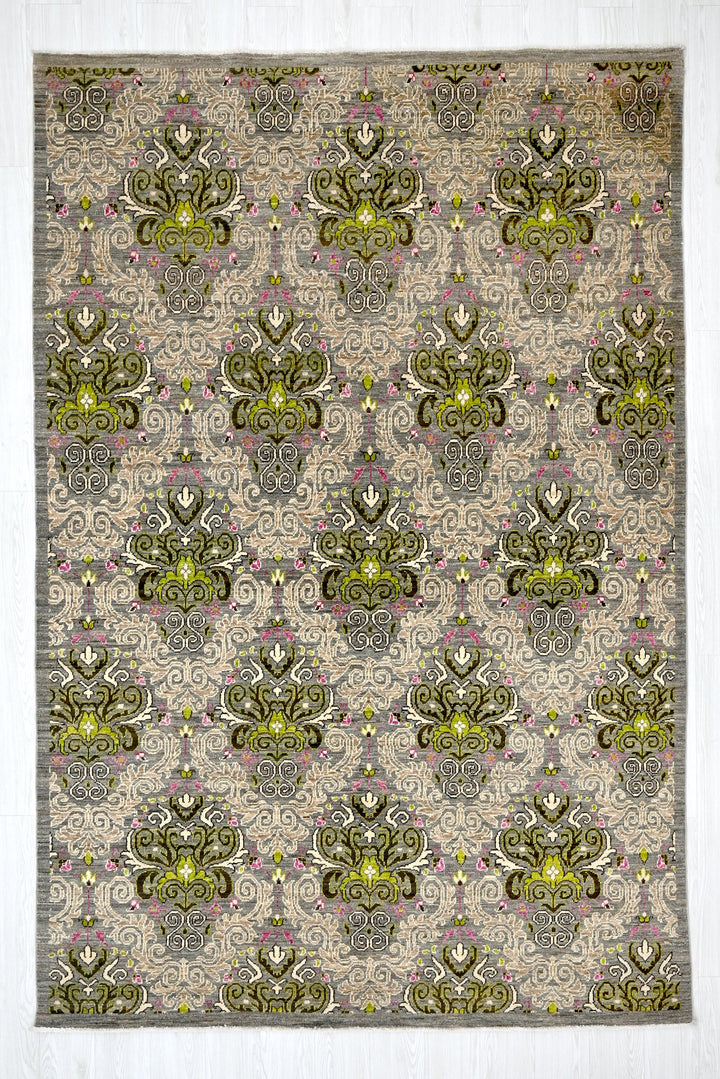 gray Medium rug 5' 11" x 9' 0"