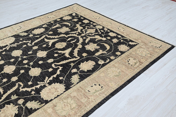 black Medium rug 6' 0" x 8' 8"