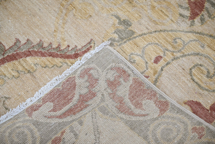 brown Medium rug 5' 1" x 6' 11"