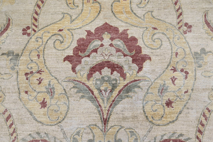 brown Medium rug 5' 1" x 6' 11"