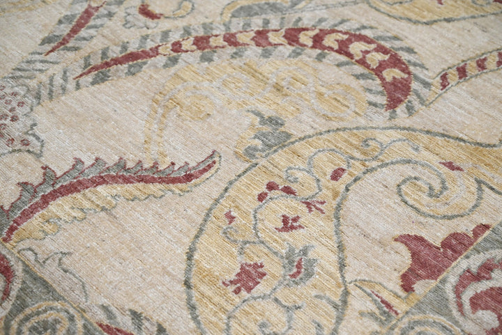 brown Medium rug 5' 1" x 6' 11"