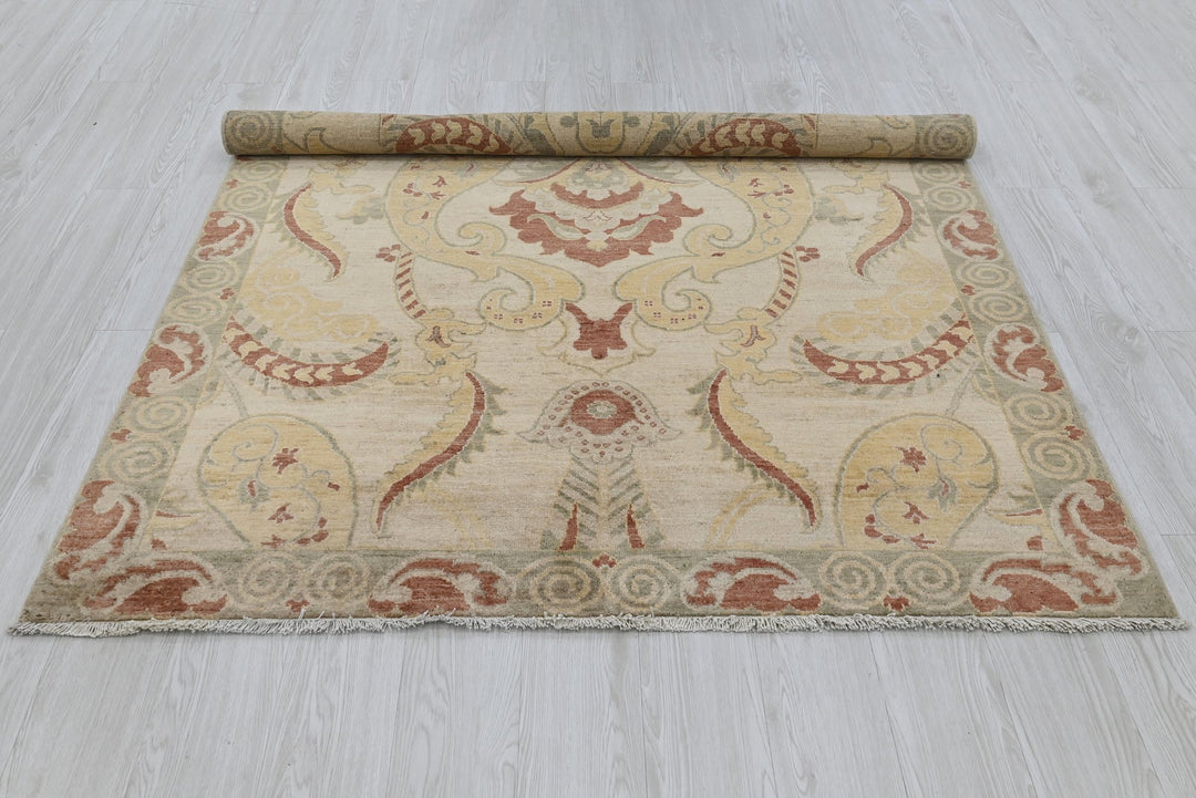 brown Medium rug 5' 1" x 6' 11"