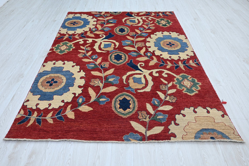 red Medium rug 5' 7" x 7' 6"
