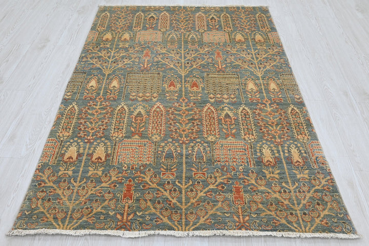 blue Accent rug 4' 0" x 6' 0"