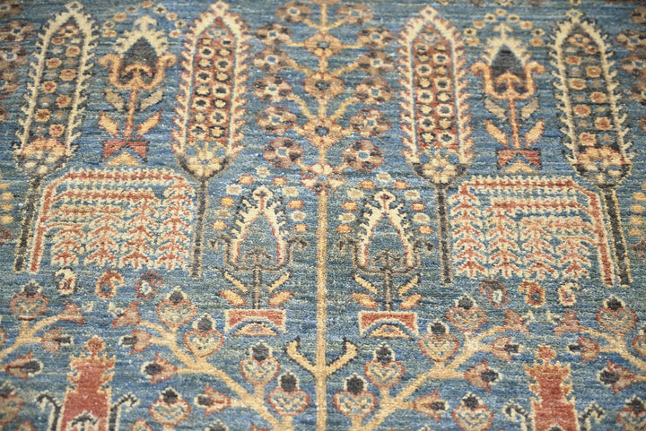 blue Accent rug 4' 0" x 6' 0"