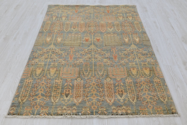 blue Accent rug 4' 0" x 6' 0"