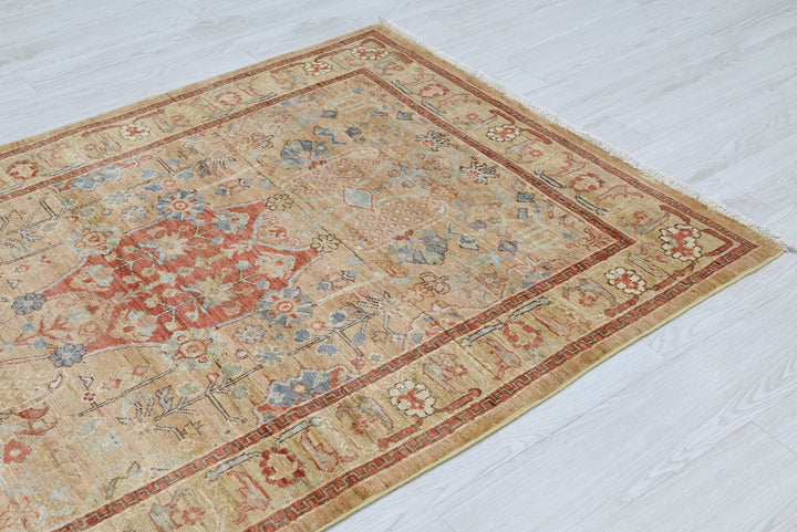 brown Accent rug 3' 10" x 5' 8"