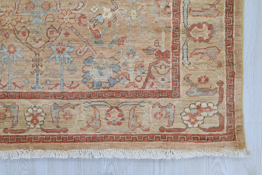 brown Accent rug 3' 10" x 5' 8"