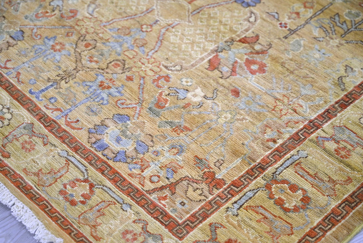 brown Accent rug 3' 10" x 5' 8"
