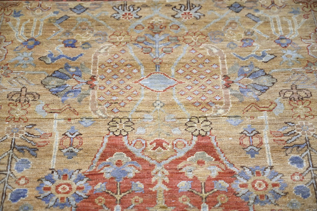 brown Accent rug 3' 10" x 5' 8"