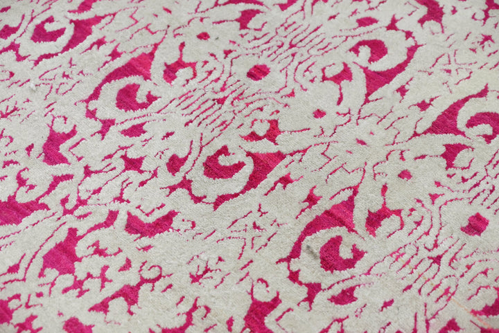 pink Medium rug 6' 2" x 9' 0"