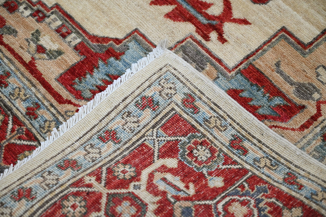 white Medium rug 5' 11" x 8' 10"