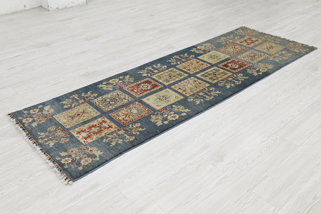 blue Runner rug 2' 6" x 7' 10"