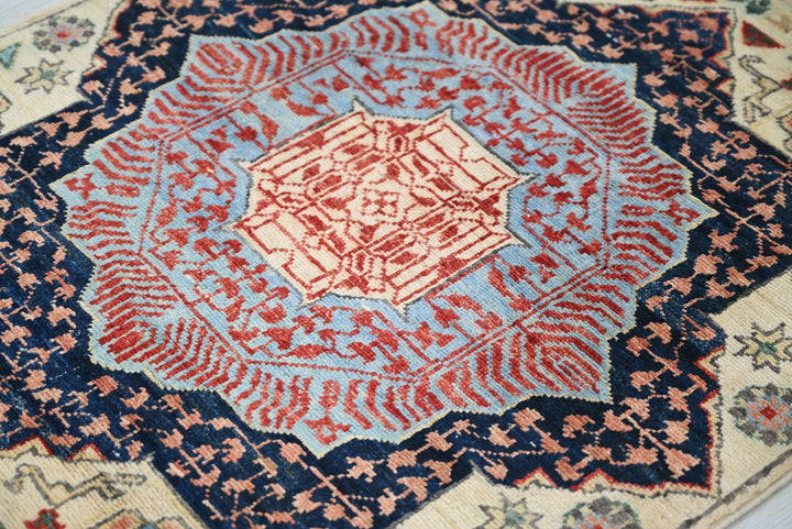 white Runner rug 2' 6" x 12' 11"