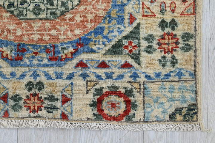 white Runner rug 2' 6" x 12' 11"