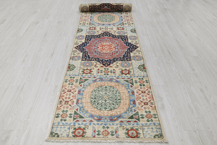 white Runner rug 2' 6" x 12' 11"