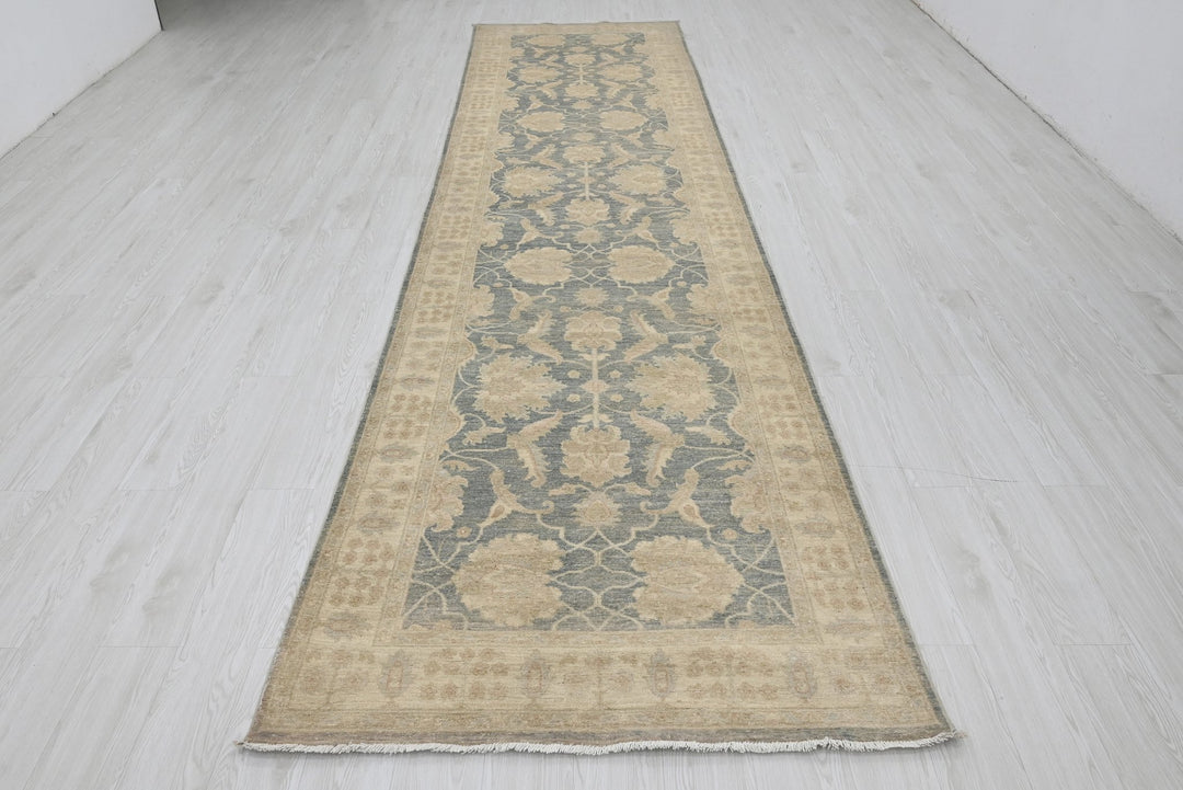 gray Runner rug 3' 10" x 15' 4"