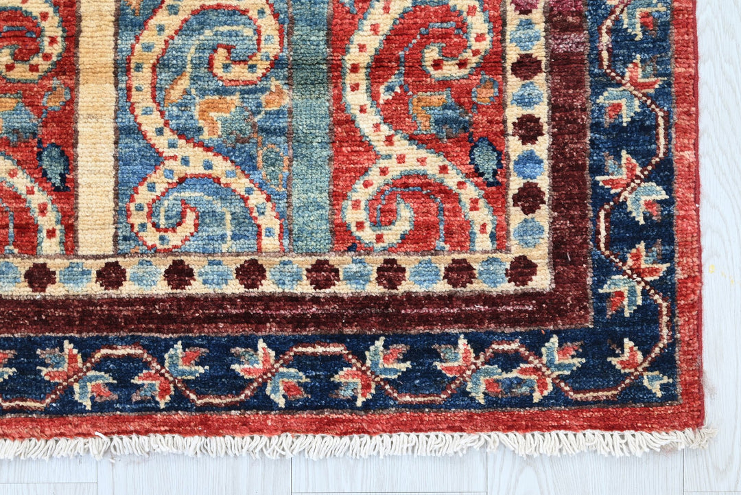 red Runner rug 2' 6" x 11' 3"