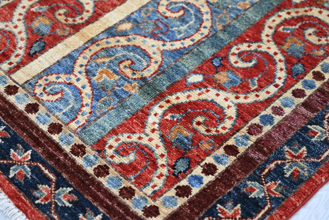 red Runner rug 2' 6" x 11' 3"