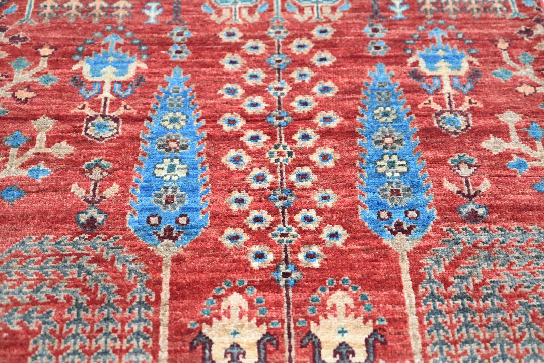red Runner rug 2' 6" x 9' 4"
