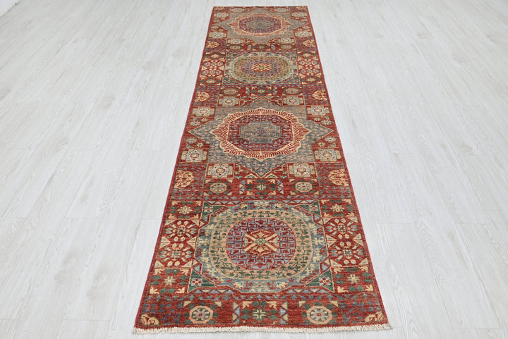 red Runner rug 2' 6" x 9' 4"